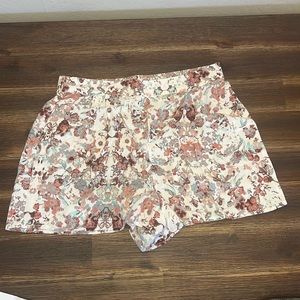Frenchi flowy summer shorts